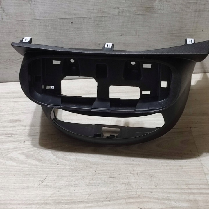Element del cruscotto rozdzielczej Fiat 500X 73559B319