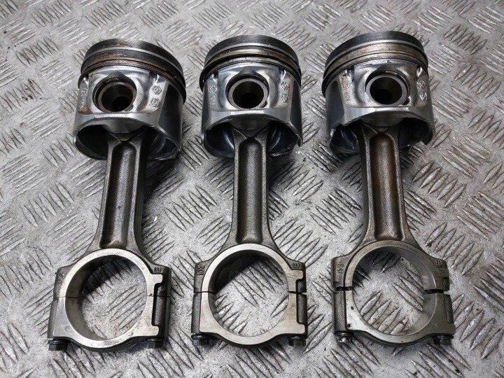 piston + connecting rod 3 SZT RENAULT KOLEOS and 2.0 DCI M9R832 1065.3