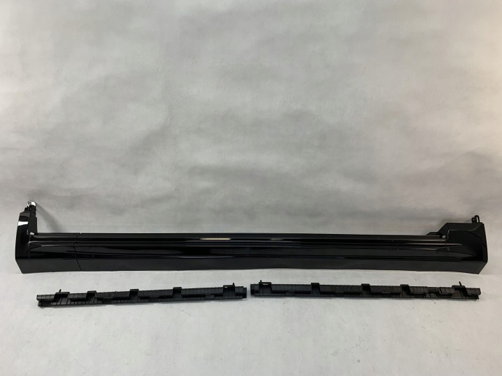 Prah krytka Prahová pravá Volvo XC90 xc 90 II 15r 2015 01.26