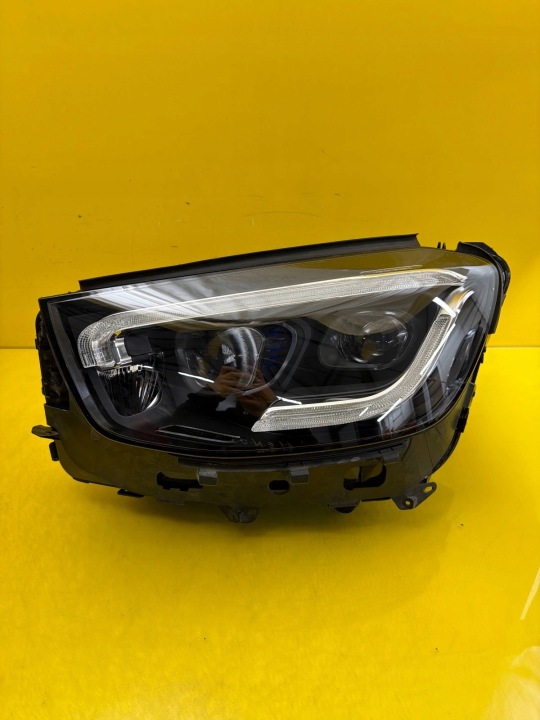 Licht links Mercedes GLC W253 LIFT Full Led 19- A2539064903