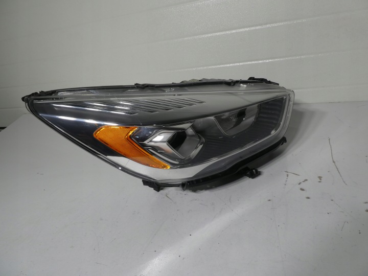 FORD KUGA II mk2 Licht vorne vorne links GV41-13W030-CF