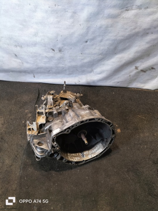 RENAULT SCENIC II 03-09 1.9 DCI 88KW Getriebe ND0 000 820012