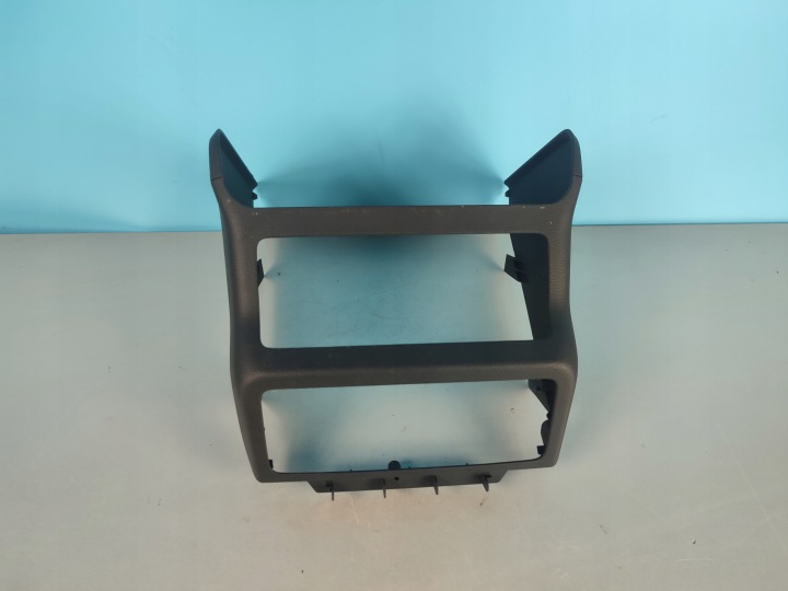 cover Zamkniecie Tunelu Audi A6 C8 4k0864376