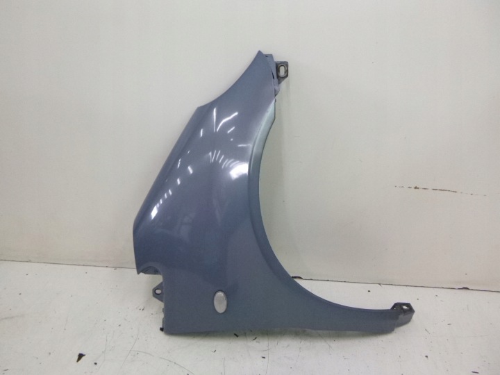 fender Mercedes W168 757 2003r.