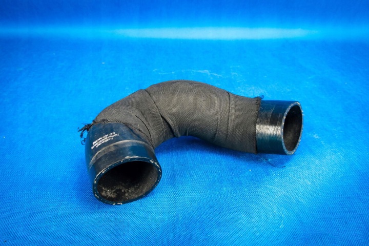 Tubo manicotto aspirazione Dell’aria Audi Q7 4L 4L0145972A