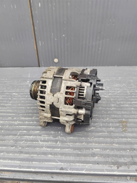 MERCEDES W177 A-KLASA alternator A0009066606