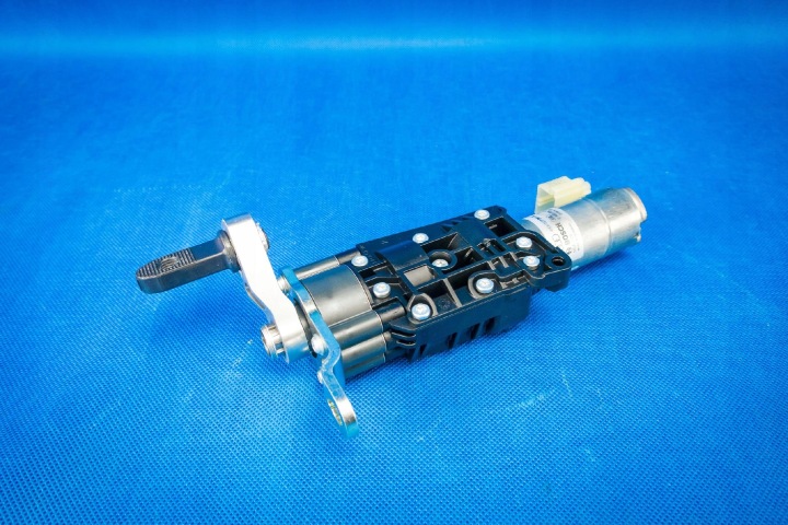 Motor hinten heckklappe links Audi A6 S6 4K 4K9827851A