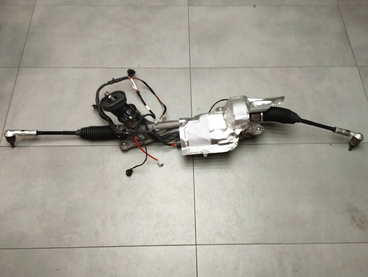 VW Tiguan II LIFT SCATOLA STERZO come nuovo 5QB423053P