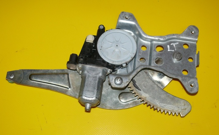 fensterhebermotor links heck SUZUKI SX4 SX-4 und HB