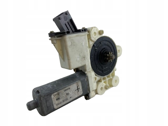 TOYOTA AVENSIS T25 KOMBI motorić prozori stakla lijevi stražnji dio 69840-05100
