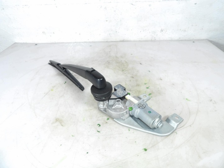 SUZUKI SX4 S-CROSS LIFT motor stieracov zadok MITSUBA 881