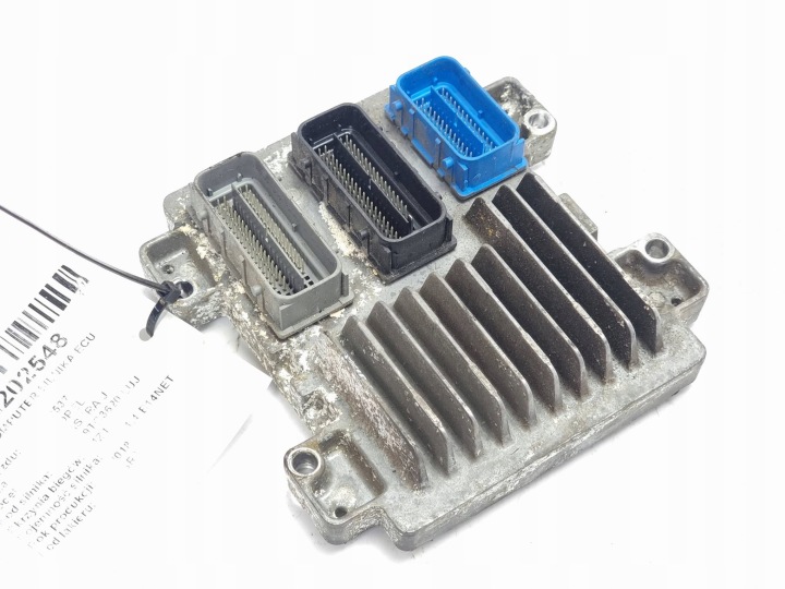 computer of the engine ECU 12675408 OPEL ASTRA J