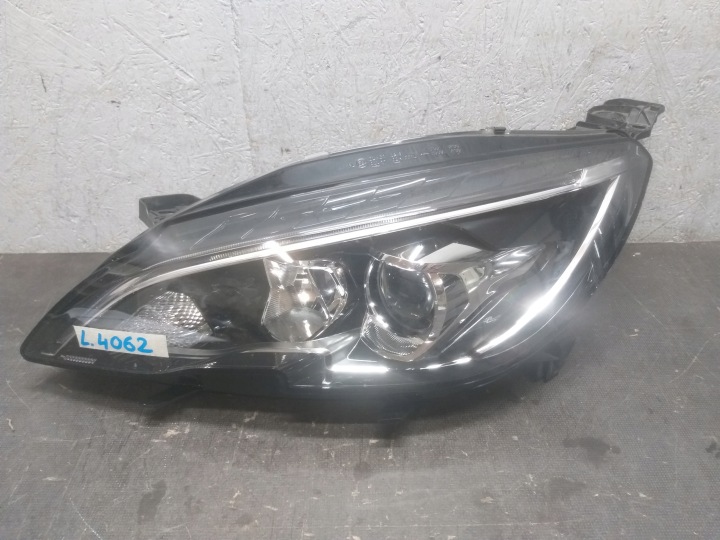Feux phare Avant Gauche PEUGEOT 308 T9 14- Lentille LED 9816990680