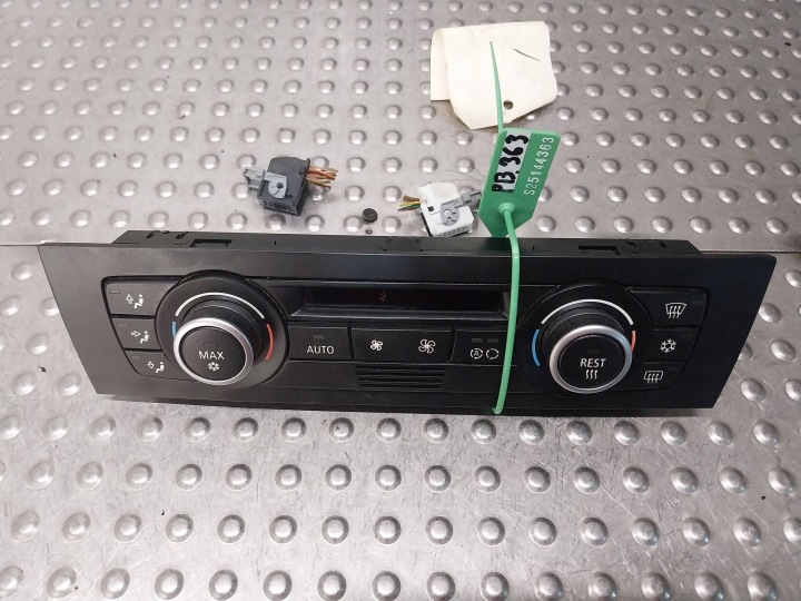 panel ovládání klími klimatizaci 9162983 BMW E81 E82 E87 E88 E90 E93