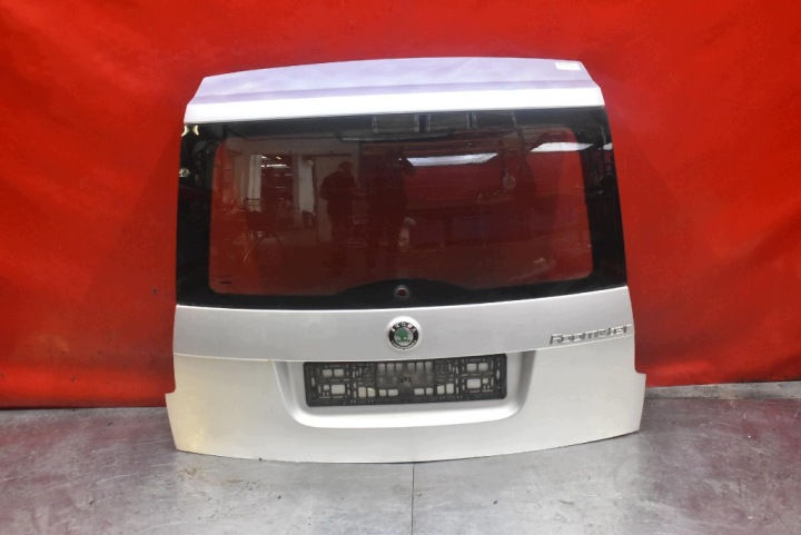 trunk door boot rear part rear SREBRNA SKODA ROOMSTER 06-10