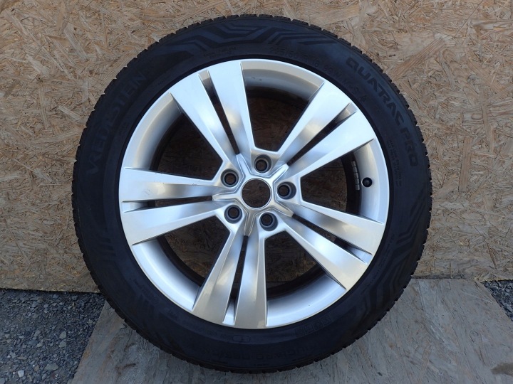 Jante d’aluminium SKODA KAROQ 57A NU7 5x112 18 7J ET 45 57A601025E