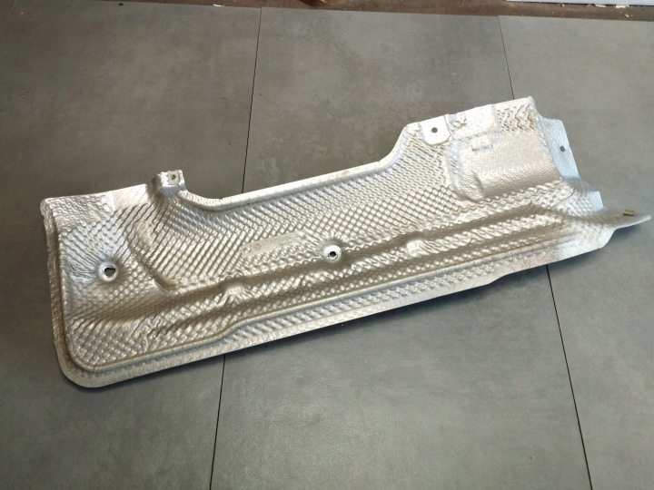 Mercedes-Benz S W222 2014 Blende Abdeckung TERMICZNA A2226800522