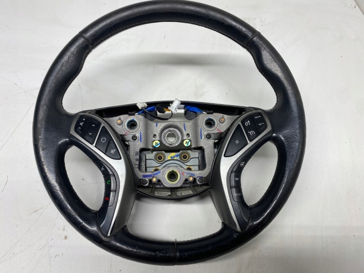 LENKRAD HYUNDAI I30 II LEDER TEMPOMAT 12-17