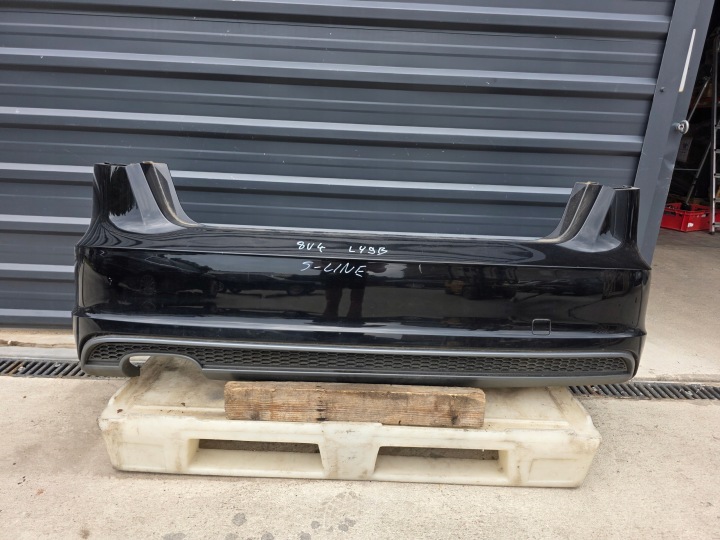 bumper rear part AUDI A3 8V4 5-door SPORTBACK LY9B S LINE without PDC original !!!