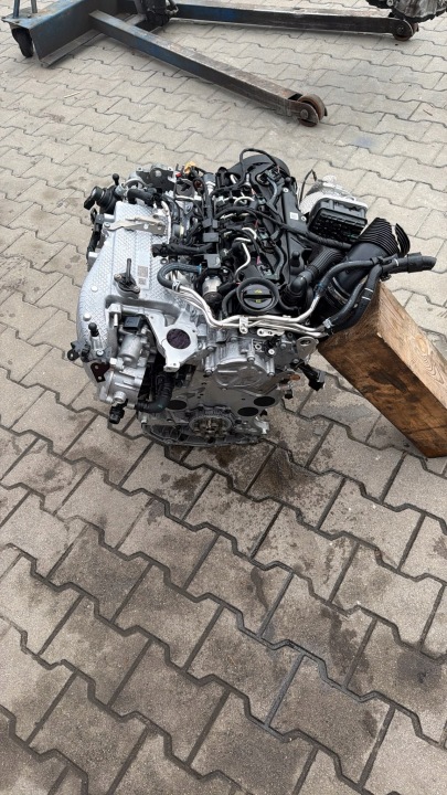 moteur complet AUDI 2.0 TDI DEZ 40TYS KM