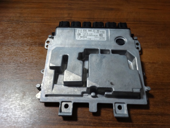 control unit of the engine ECU MERCEDES W167 W213 W222 1