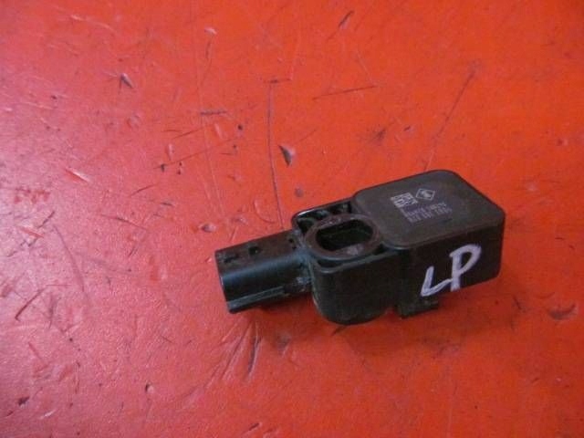 RENAULT MEGANE III 3 Sensor SENSOR UDERZENIOWY Beschleunigungs- 988330002R