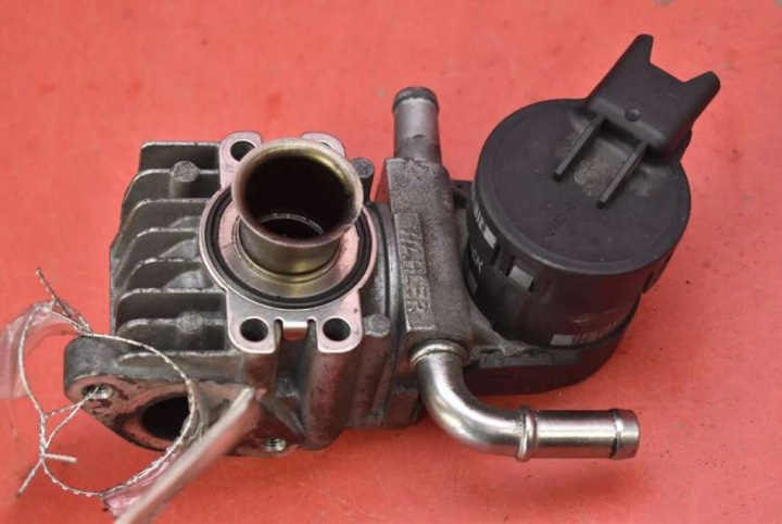 EGR valve 7548415 BMW E90 E91 3.0xi 218 KM 04-10