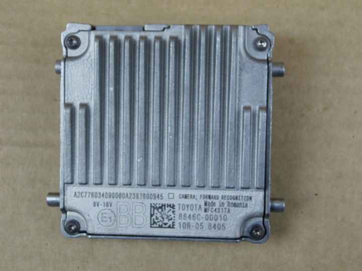 Toyota Yaris Cross kamera sensor front 8646C0D010 8646C-0D010