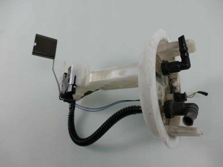 MERCEDES W204 C 2.2 CDI schwimmer pumpe des kraftstoffsbehälters korb