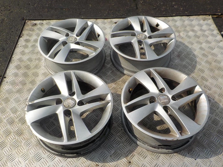 SEAT MII VW UP CITIGO CERCHI di alluminio R14 4x100 1SL601025