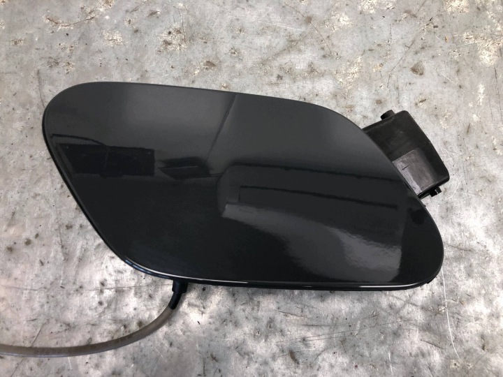 Üzemanyag-töltő fedél üzemanyag LI7F VW GOLF VII LIFT HB 5G0809857B