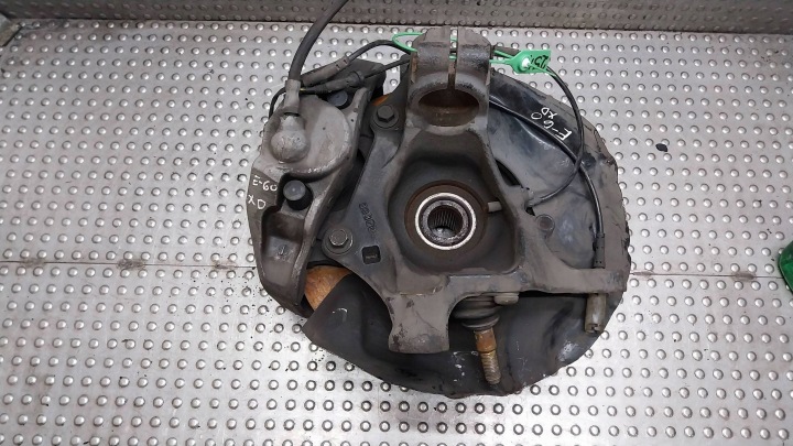 otoč čapu strmeň ľavý predok KPL 6768315 BMW E60 E61 XDRIVE