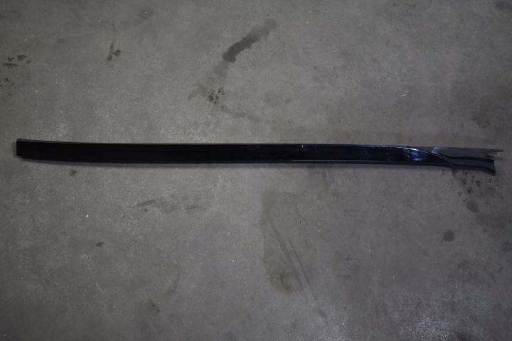 Moulage Vitres CZOLOWEJ Gauche BMW G07 1