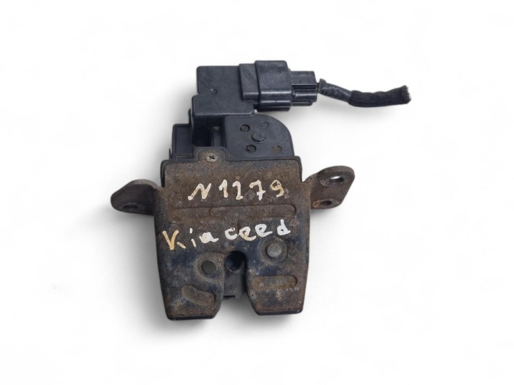 de la Serrure du capot Porte coffre hayon Kia Ceed 2 JD 2012 81230-A6000