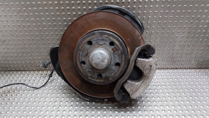 Moyeu support broche Axe moyeu Étrier frein Gauche Avant 20401 MERCEDES C W204 SLK R172 2.2 CDI