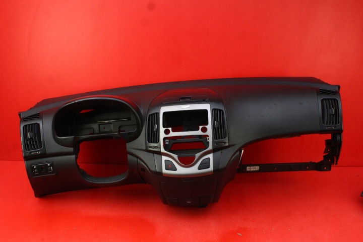 palubna doska konzola kokpit airbag EU HYUNDAI I30 a 30 1 a 07-10