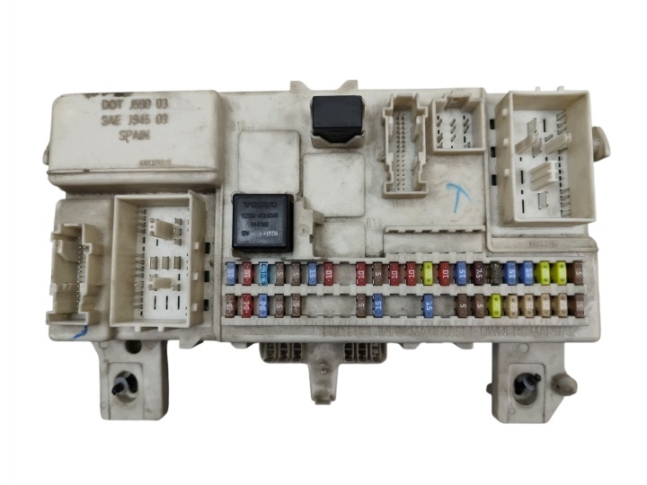 Szkerény biztosítékszekrény modul BSI VOLVO V50 S40 II C30 C70 II 8690722