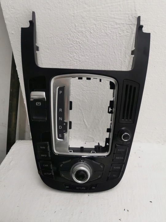 panel ovládania MMI AUDI A4 B8 8T0919609F 07-15