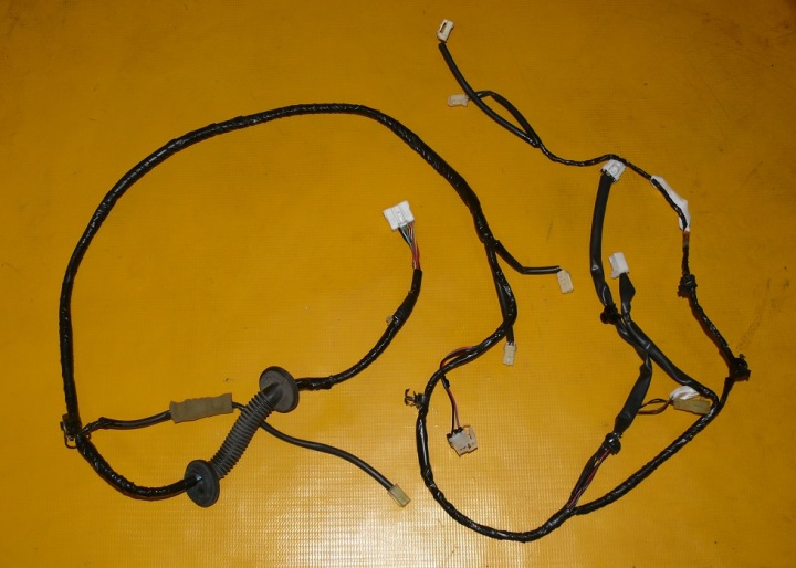 cablaggio cablaggio del cofano PORTELLONE COFANO POSTERIORE SUBARU LEGACY V 5 KOMBI 81817AJ400