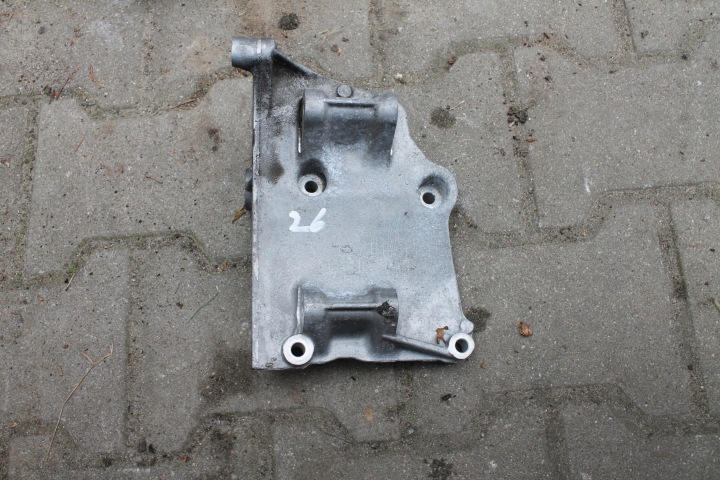 26. Supporto alternatore 0P2903143