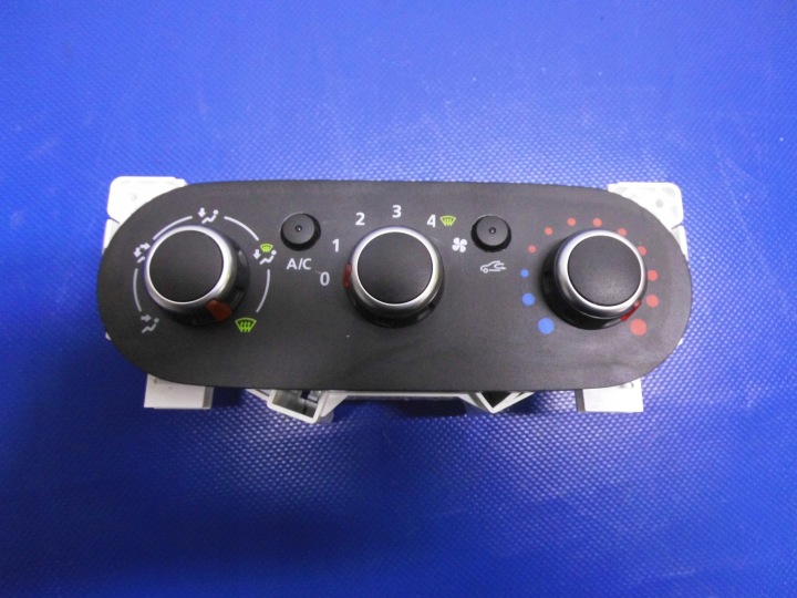 PANEL klími KLIMA FIAT TALENTO RENAULT TRAFIC III LIFT VIVARO 14-25 rok