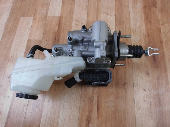 Toyota CHR C-HR 2016 brake booster 47210-10380