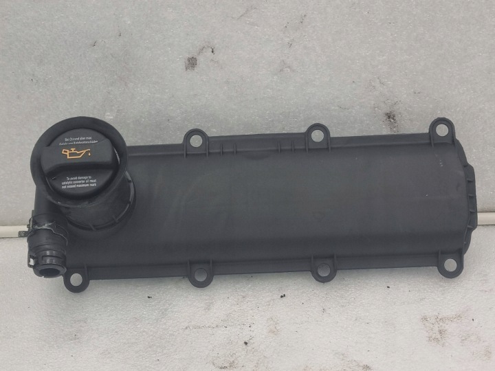 cover of valves Volkswagen Golf VI 1.6 MPI CMX 06A103469BB
