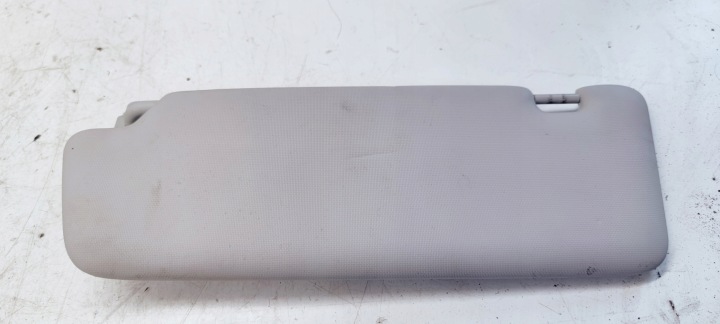 cover PRZECIWSLONECZNA right AUDI A3 8V 8V0857552A FT9