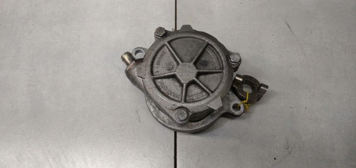 pump VACUM BMW 3 E36 318 TDS 961/10885