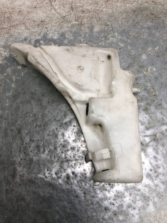 nadrzka ostrekovacov AUDI A4 B8 A5 XENON 8T0955453C
