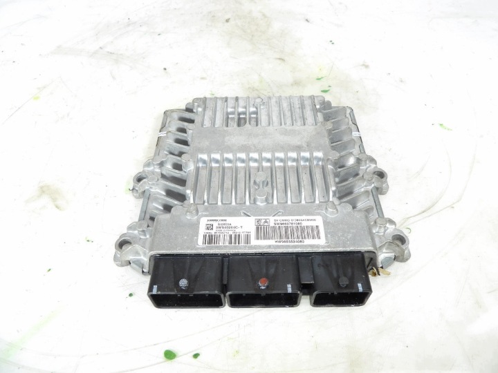 PEUGEOT 407 2.0HDI control unit of the engine 9660781080