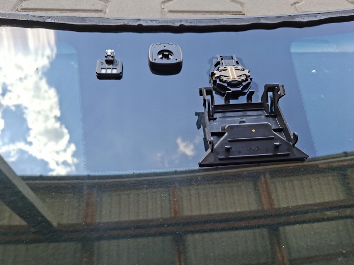 Originalno Sprednje Steklo SsangYong KGM Torres EVX 8