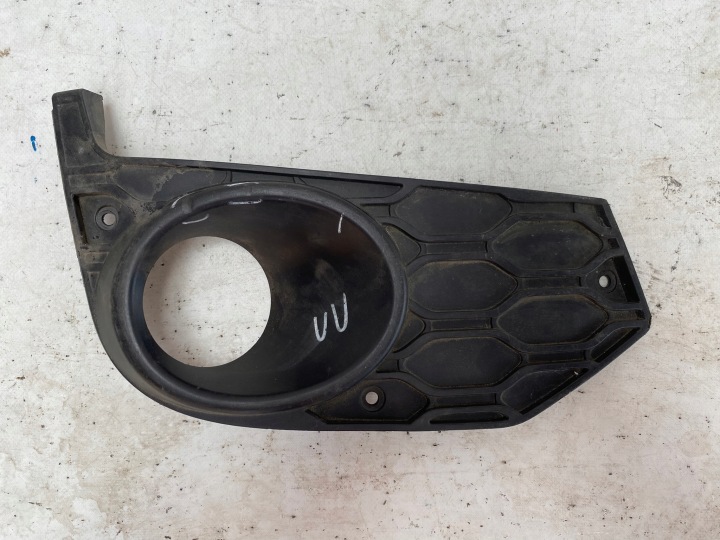 IVECO DAILY VI 14- grid of a bumper fog lights right 5801529858