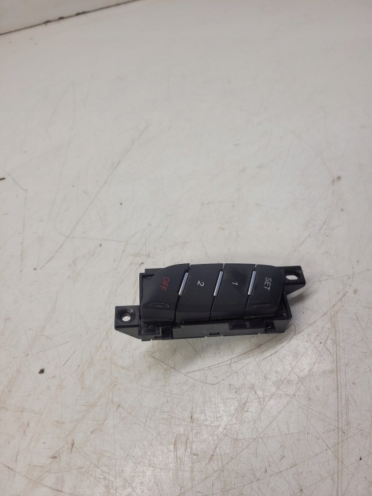 PANEL PAMIECI seat right front AUDI A7 4G8959770